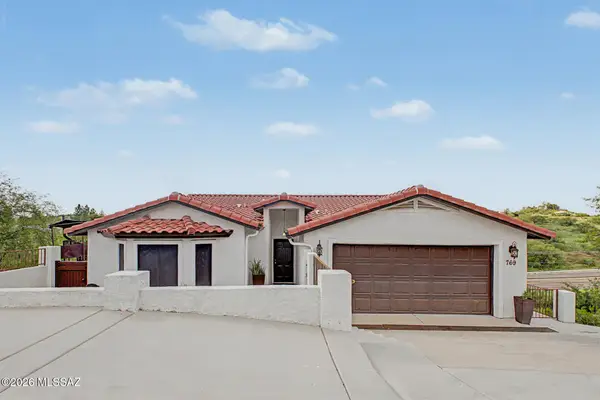 769 E Calle Esplendor, Nogales, AZ 85621