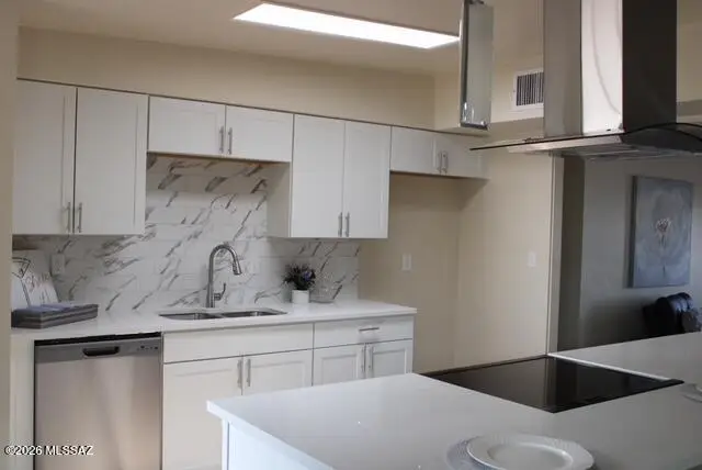 7042 E Calle Ileo, Tucson, AZ 85710 - #2