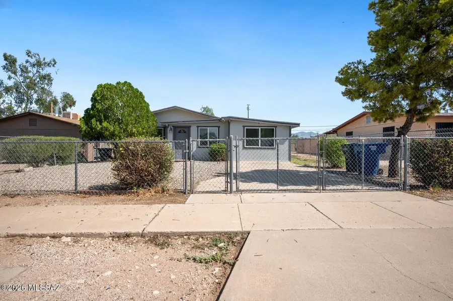 1025 E 32nd, Tucson, AZ 85713 - #3