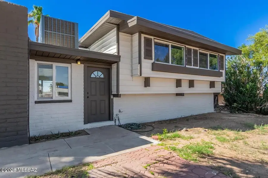 8282 E 18th, Tucson, AZ 85710 - #2