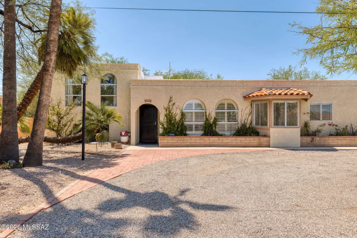 2767 N Desert, Tucson, AZ 85712 - #1
