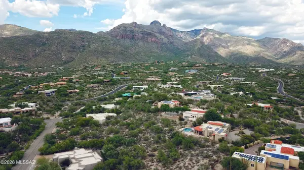7076 N Corte Del Anuncio, Tucson, AZ 85718