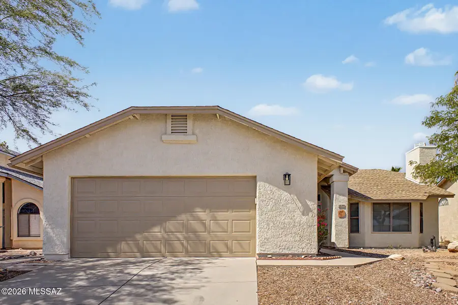 2690 W Camino Del Venegas, Tucson, AZ 85742 - #2