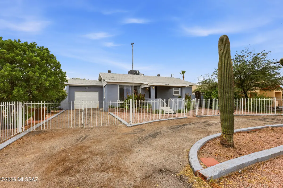 4054 E Flower, Tucson, AZ 85712 - #1