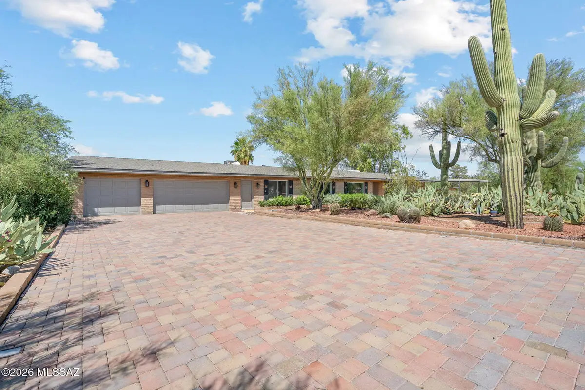 7031 N Donatello, Tucson, AZ 85741 - #1