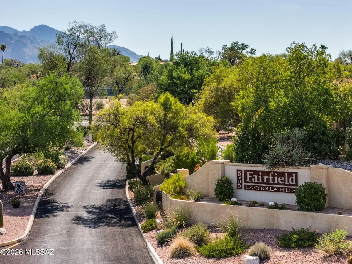 8430 N Breezewood, Tucson, AZ 85704 - #1