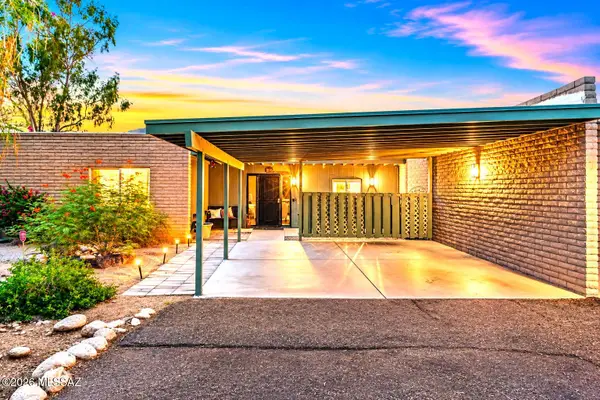 109 E Mountain Morning, Tucson, AZ 85704