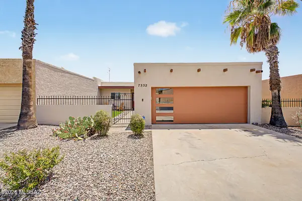 7332 N Las Quintas, Tucson, AZ 85704