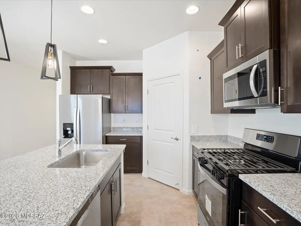 7919 S Walnutview, Tucson, AZ 85757 - #1