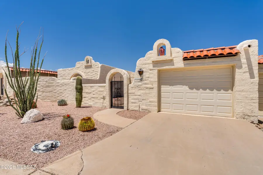 732 W Placita Nueva, Green Valley, AZ 85614 - #2