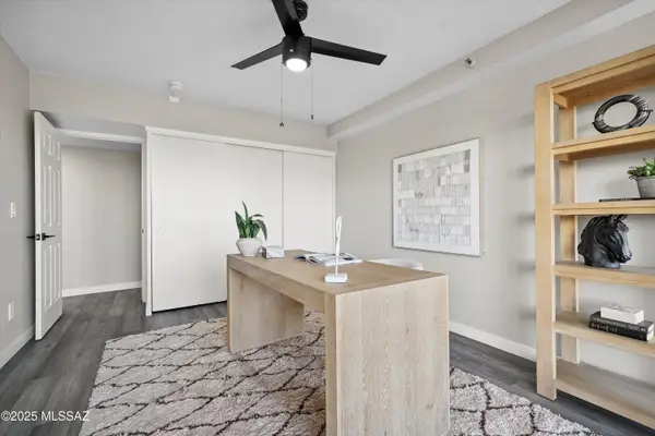 425 W Paseo Redondo, Tucson, AZ 85701