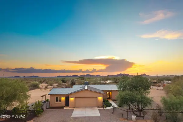 7985 N Pleasant, Tucson, AZ 85743