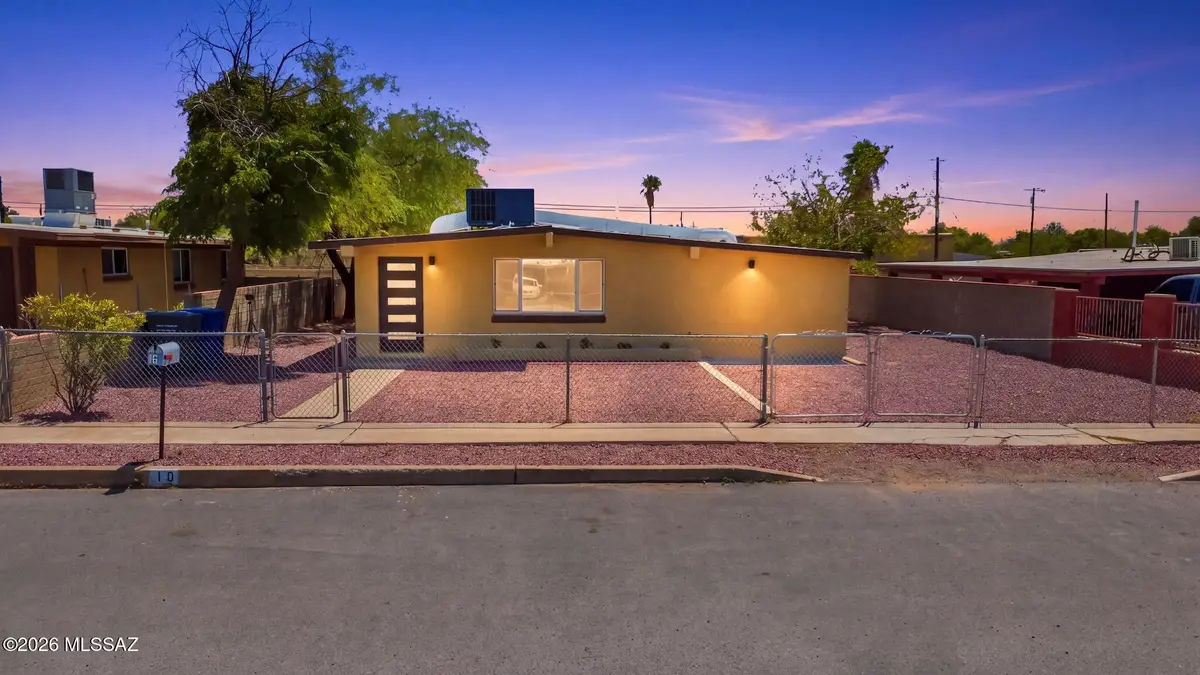 10 E Corona, Tucson, AZ 85756 - #1