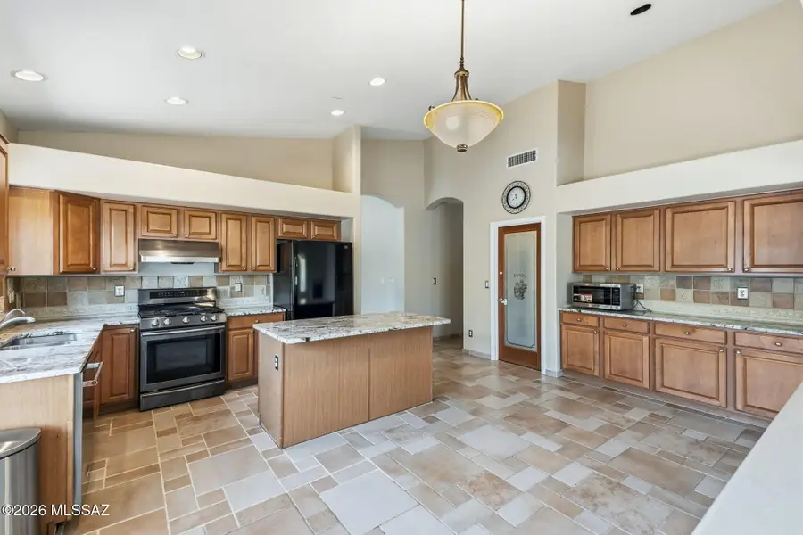 7473 N Clemens, Tucson, AZ 85743 - #3