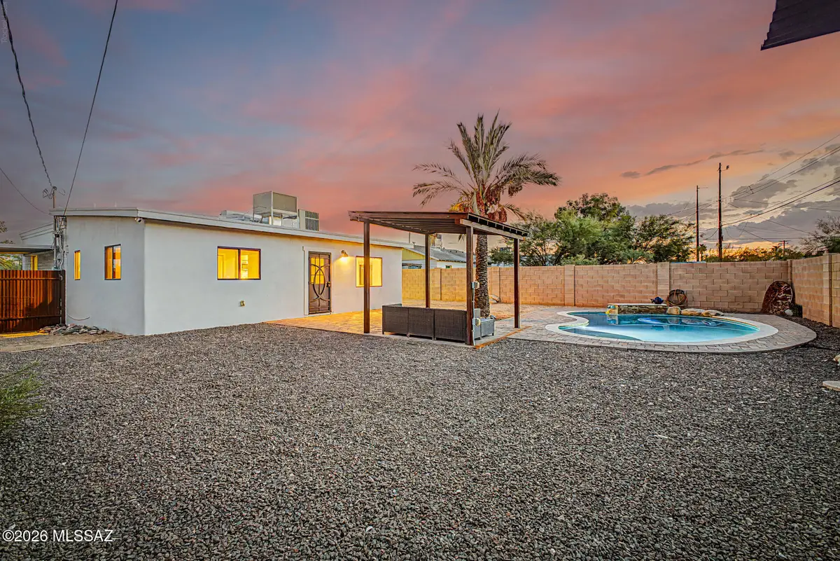 1115 E East Circle, Tucson, AZ 85719 - #1