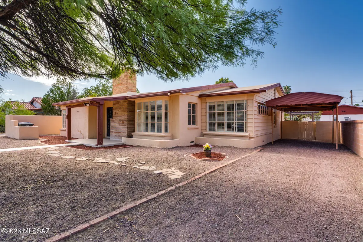 2014 E Helen, Tucson, AZ 85719 - #1