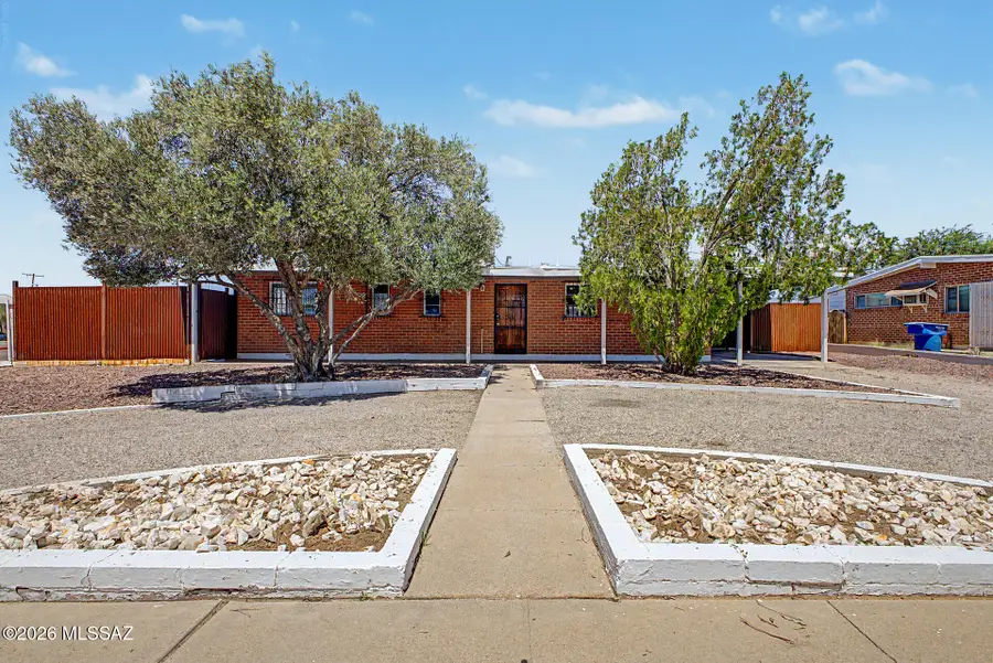5601 E 13th, Tucson, AZ 85711 - #2