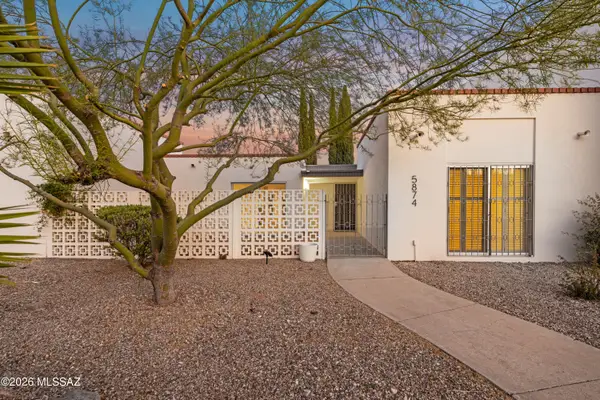 5874 N Camino Esplendora, Tucson, AZ 85755