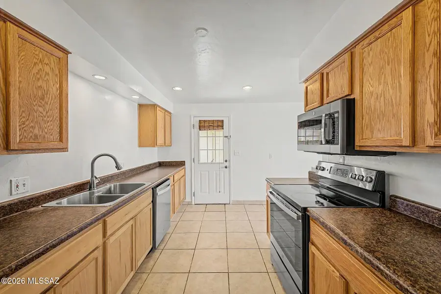 7102 E 33rd, Tucson, AZ 85710 - #2