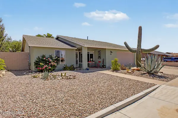 8300 N Firethorn, Tucson, AZ 85741