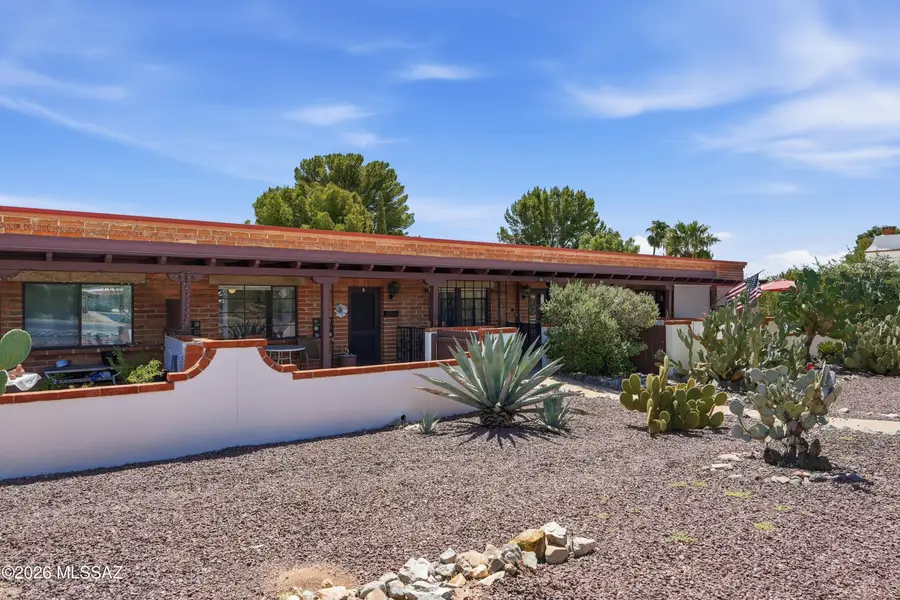 385 S La Canada, Green Valley, AZ 85614 - #2
