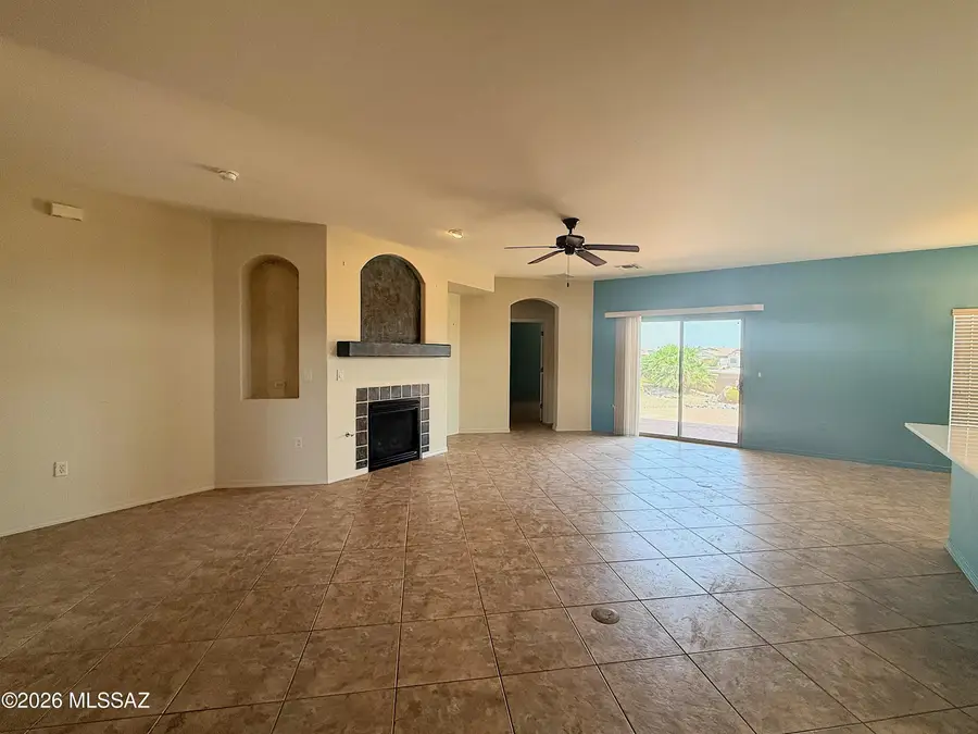 2445 S Via Anzavita, Green Valley, AZ 85614 - #2