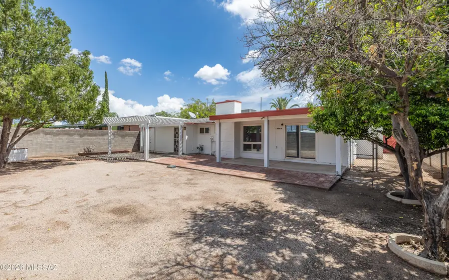 2434 S Palm Springs, Tucson, AZ 85710 - #2