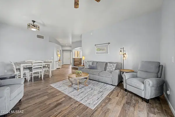 2408 N Avenida Mena, Green Valley, AZ 85614