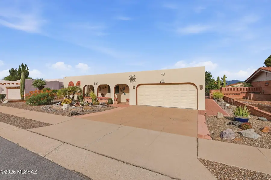 636 N Paseo Rico, Green Valley, AZ 85614 - #3