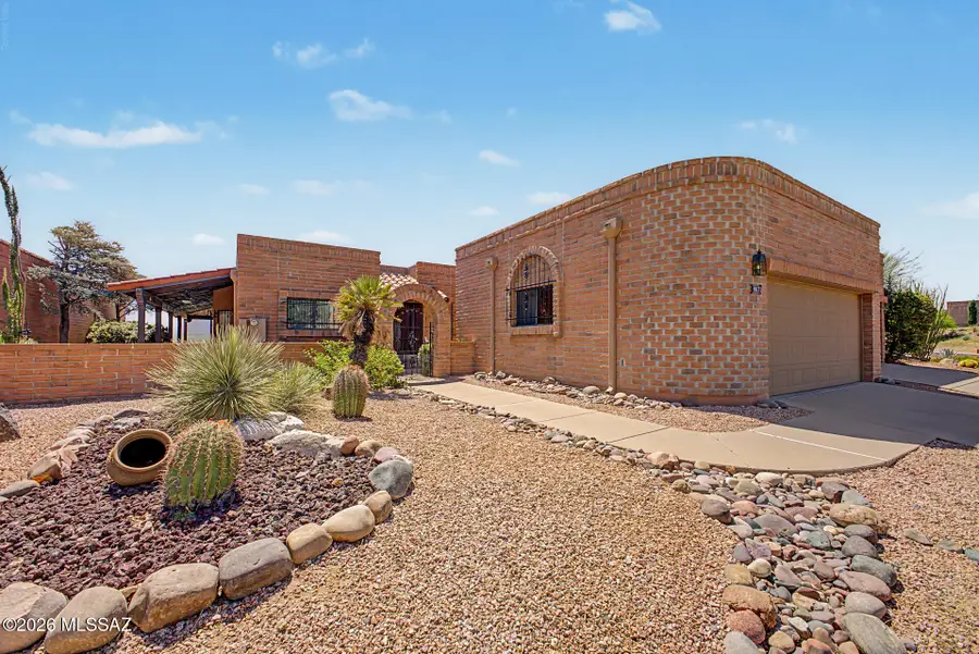 967 W Vuelta Del Yaba, Green Valley, AZ 85622 - #2