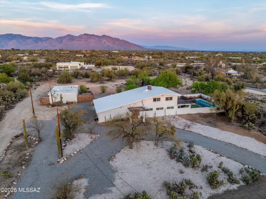 10500 N Oldfather, Tucson, AZ 85742 - #2