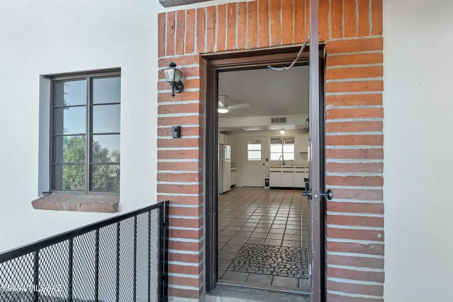 211 W Camino Alameda, Green Valley, AZ 85614 - #3