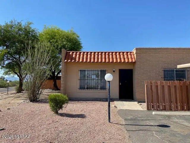 909 S Pantano, Tucson, AZ 85710 - #1
