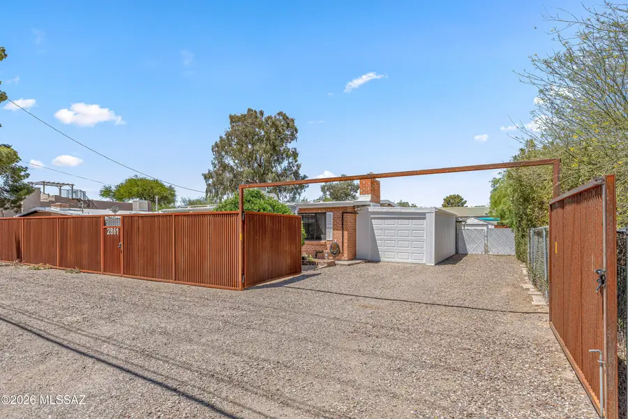2861 N Swan, Tucson, AZ 85712 - #3