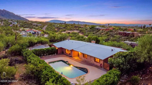1235 E Moonridge, Tucson, AZ 85718