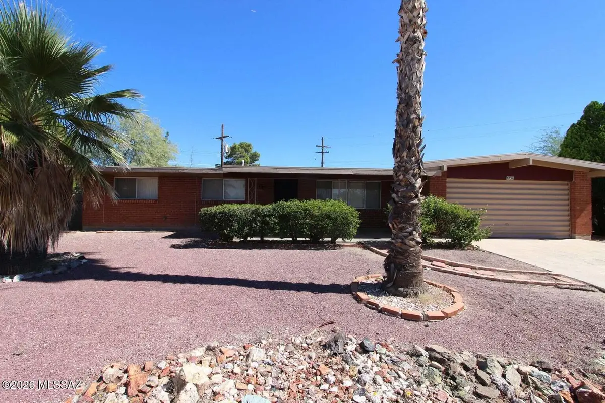 8851 E Shiloh, Tucson, AZ 85710 - #1