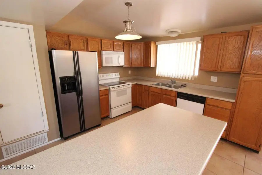 8851 E Shiloh, Tucson, AZ 85710 - #2