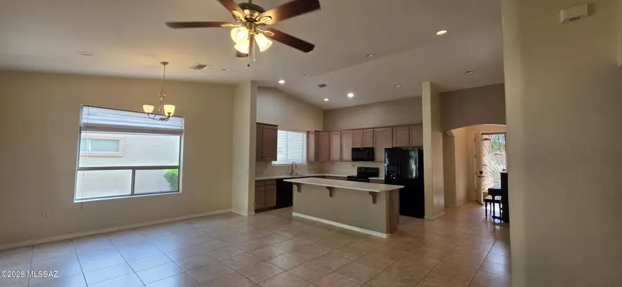 664 W Knotwood, Green Valley, AZ 85614 - #3