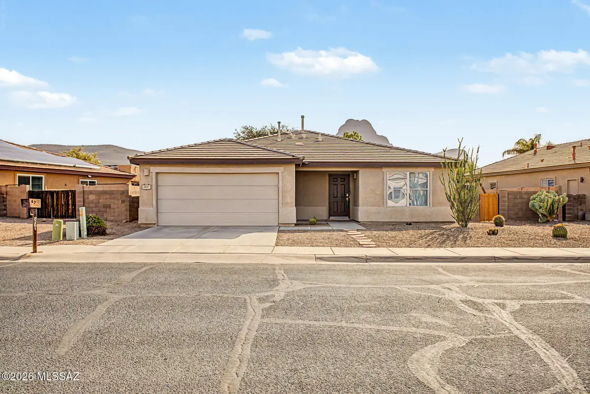 8261 N Stonehill, Tucson, AZ 85743 - #1