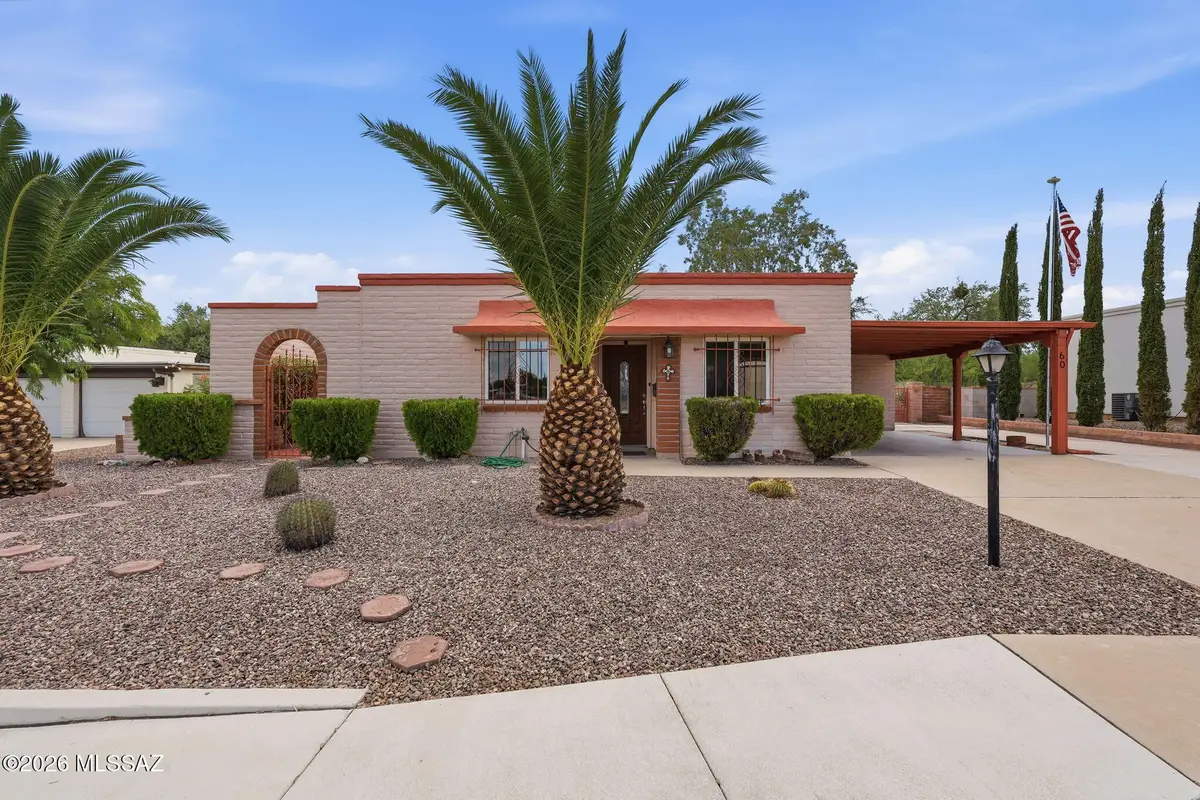 60 E El Naranjo, Green Valley, AZ 85614 - #1