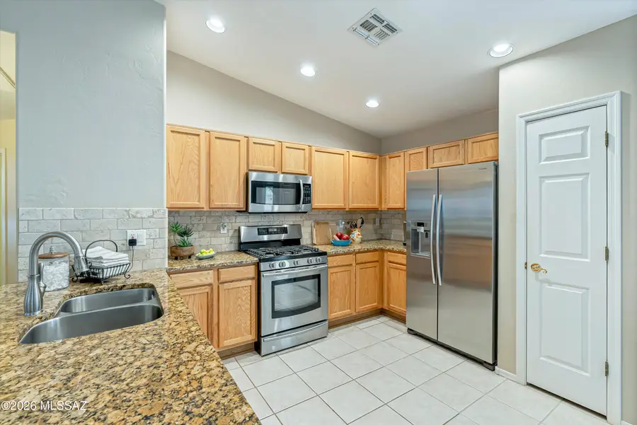 617 W Panorama Vista, Tucson, AZ 85704 - #3