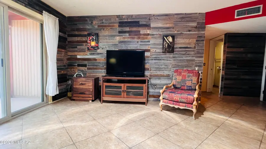 350 N Calle Del Chancero, Green Valley, AZ 85614 - #3