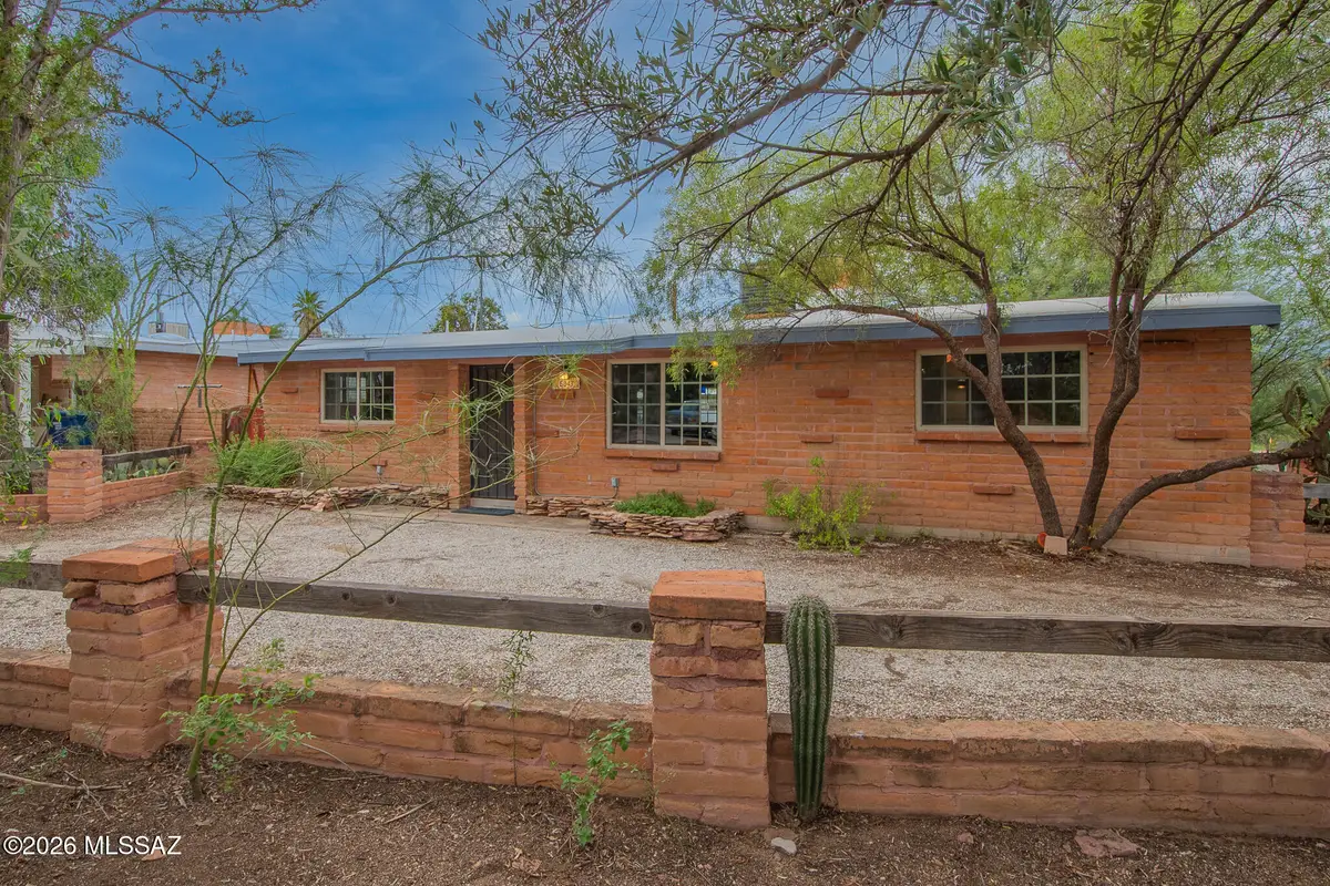 6843 E Scarlett, Tucson, AZ 85710 - #1