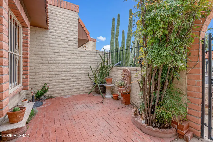 9455 E Golden West, Tucson, AZ 85710 - #3
