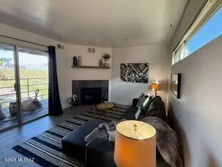 2601 W Broadway, Tucson, AZ 85745
