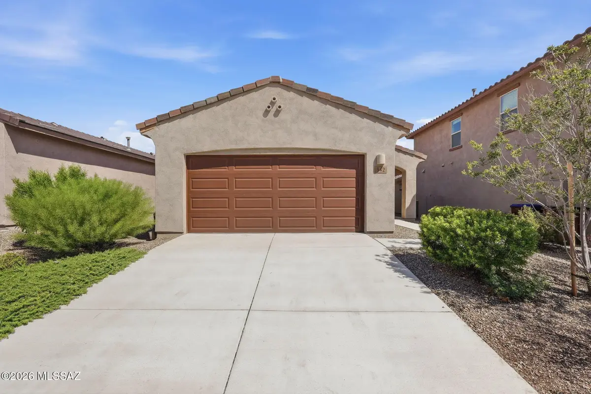942 W Calle Lindo Clavel, Sahuarita, AZ 85629 - #1