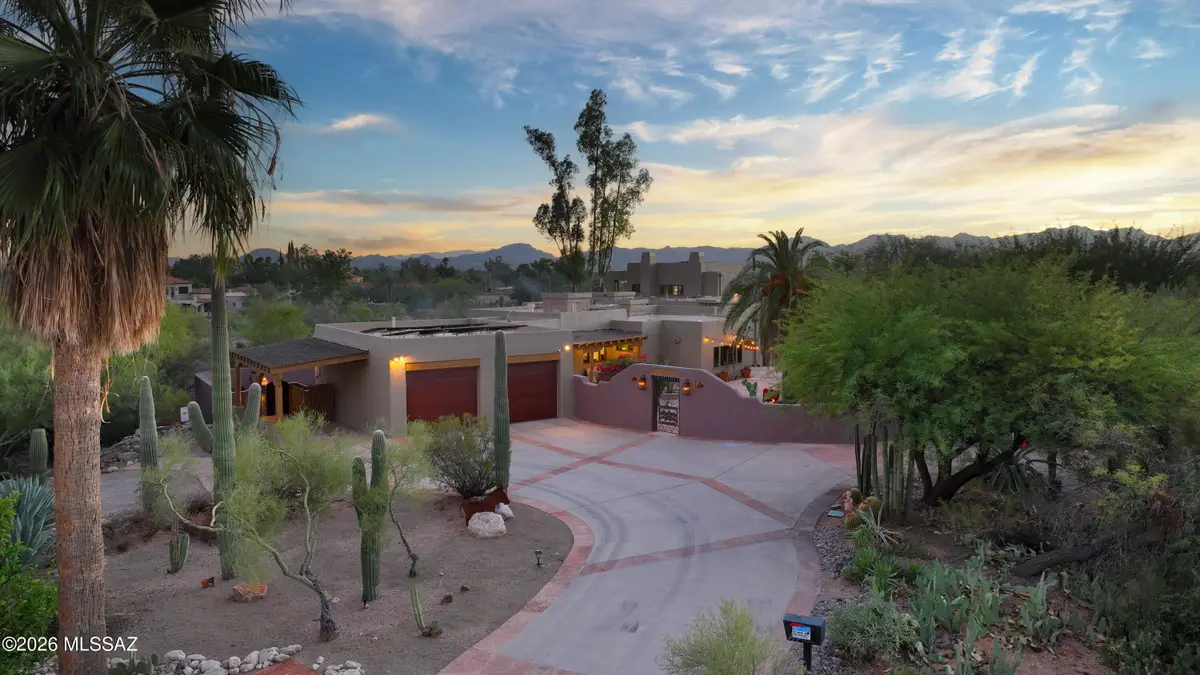 5525 N Oracle, Tucson, AZ 85704 - #1