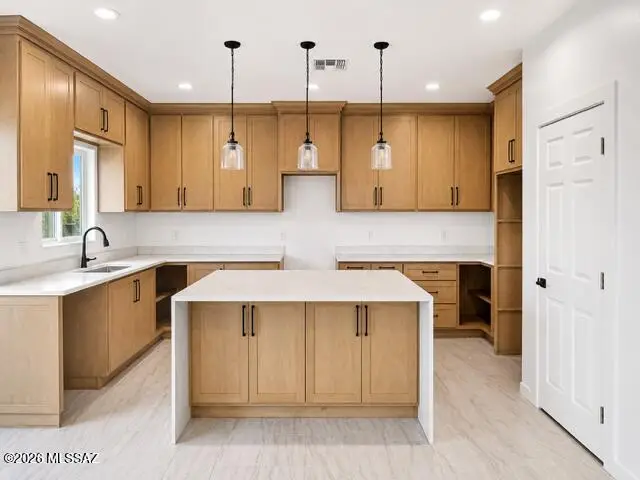 5881 N Placita Loma Antigua, Tucson, AZ 85741 - #1