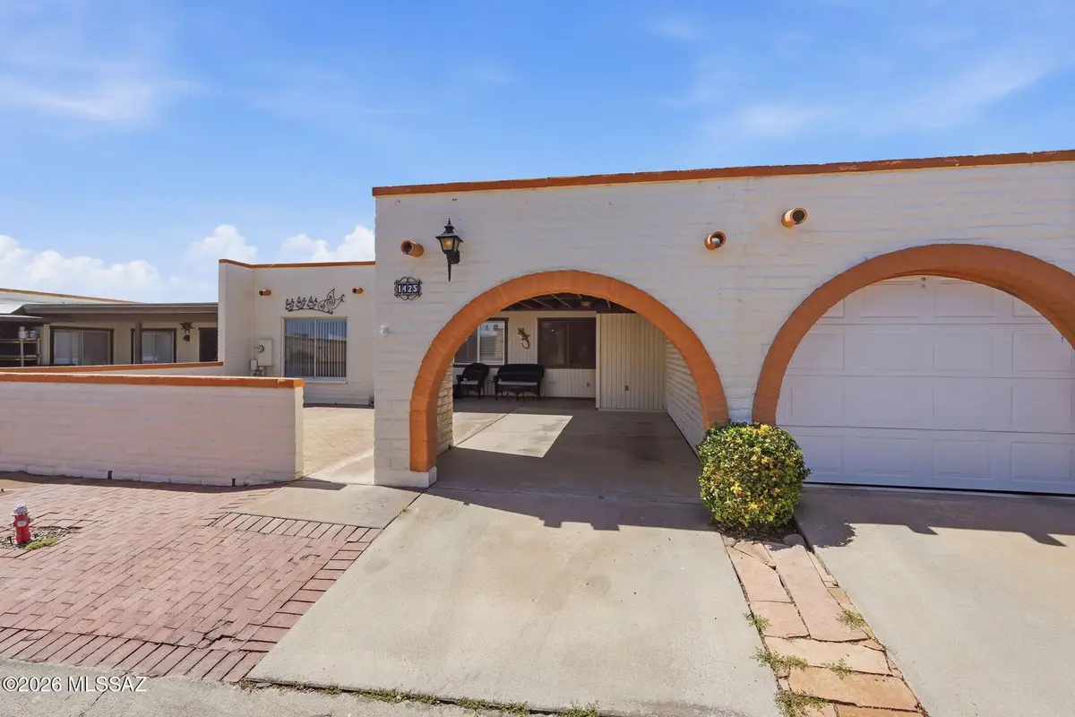 1425 W Placita Apache, Green Valley, AZ 85622 - #1