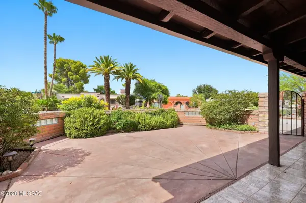 218 E Las Milpas, Green Valley, AZ 85614